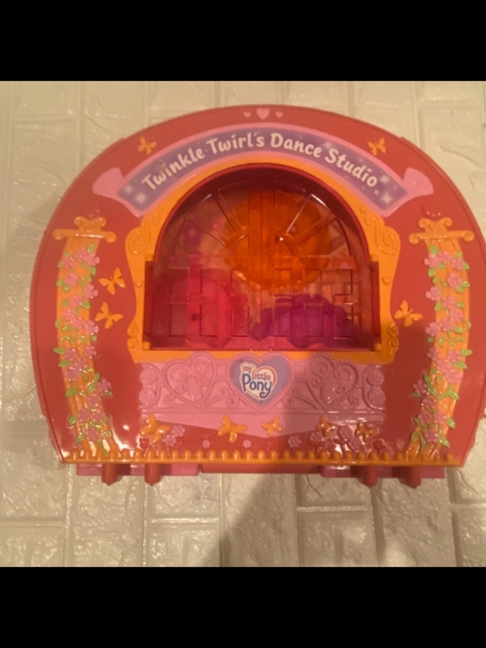 Vintage 2003 My Little Pony Twinkle Twirls Dance Studio
